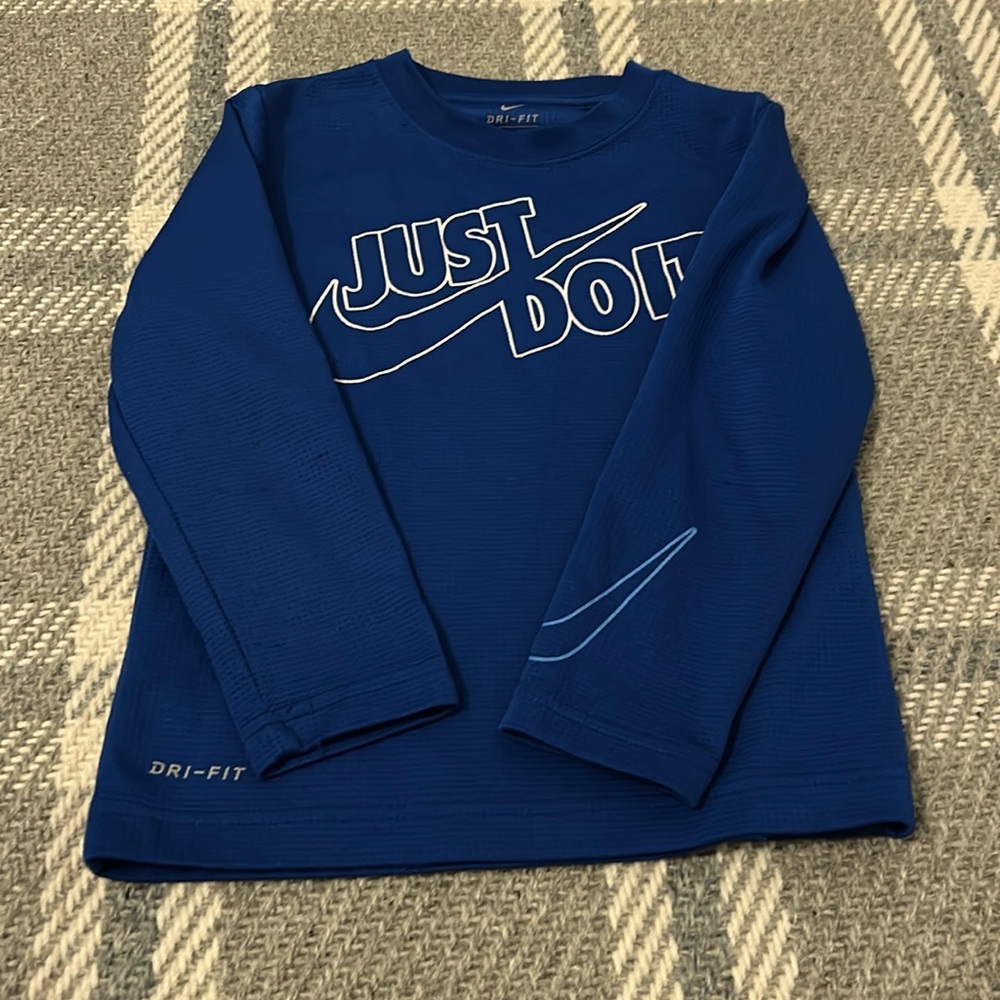 Boys Nike dri-fit long sleeve